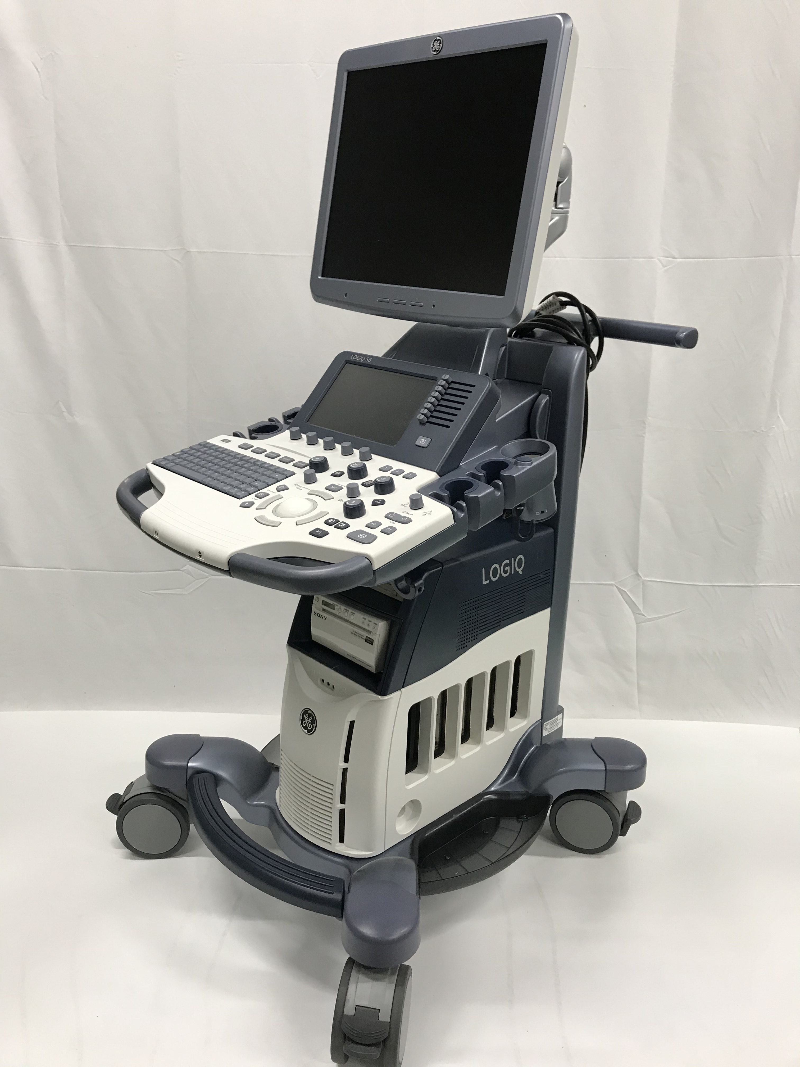 超音波診断装置｜LOGIQ S8｜GEヘルスケアの写真1枚目