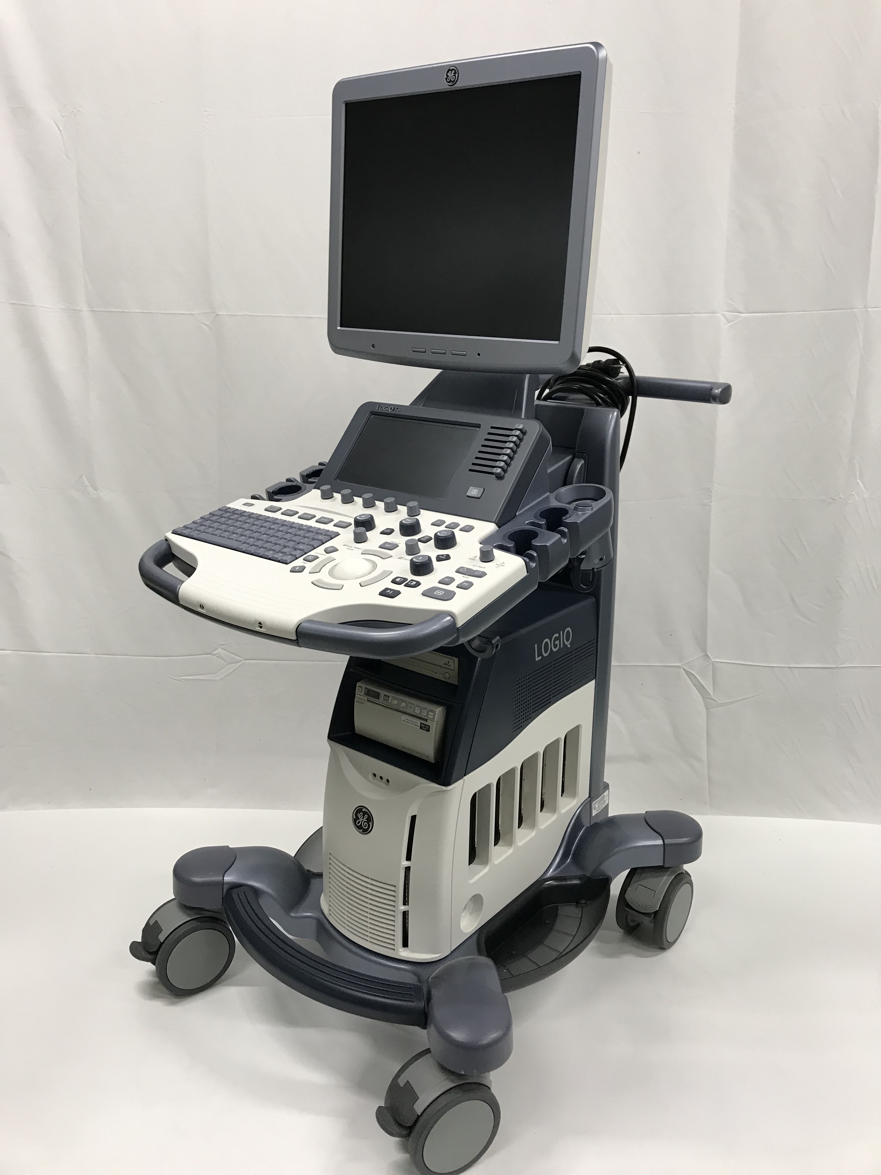超音波診断装置｜LOGIQ S8｜GEヘルスケアの写真1枚目