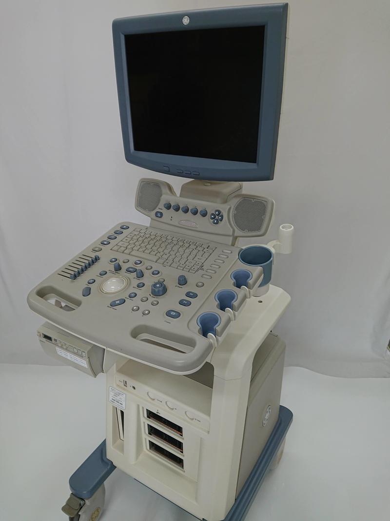 超音波診断装置（カラードプラ）｜LOGIQ P5｜GEヘルスケアの写真1枚目