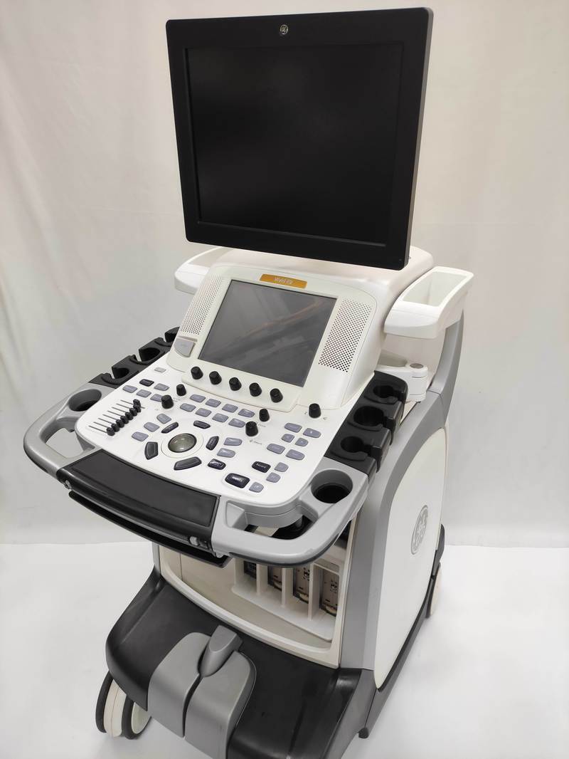 超音波診断装置(カラードプラ)ＬＣＤ｜Vivid E9 with XDclear｜GEヘルスケアの写真1枚目