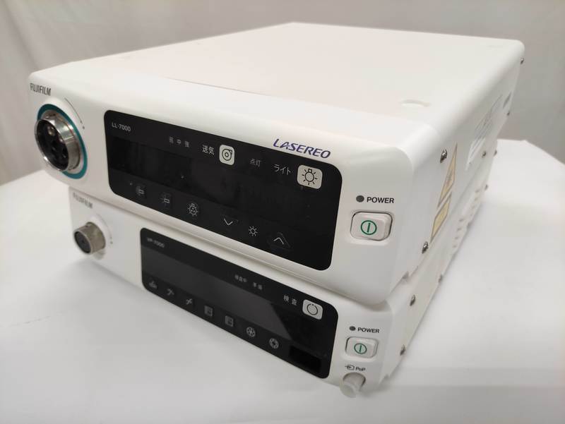 内視鏡光源＆プロセッサー装置｜VP-7000/LL-7000 LASEREO｜富士フイルムメディカルの写真1枚目