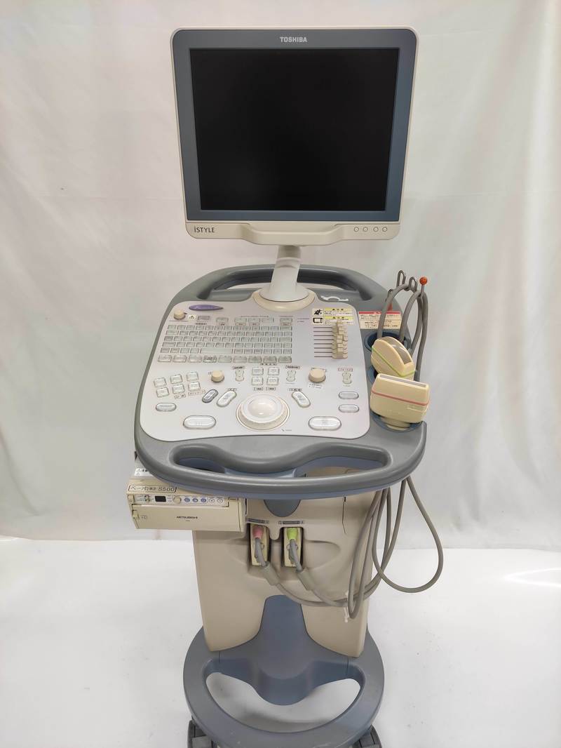超音波診断装置（LCD)｜SSA-530A Famio8｜キヤノンメディカルシステムズの写真1枚目