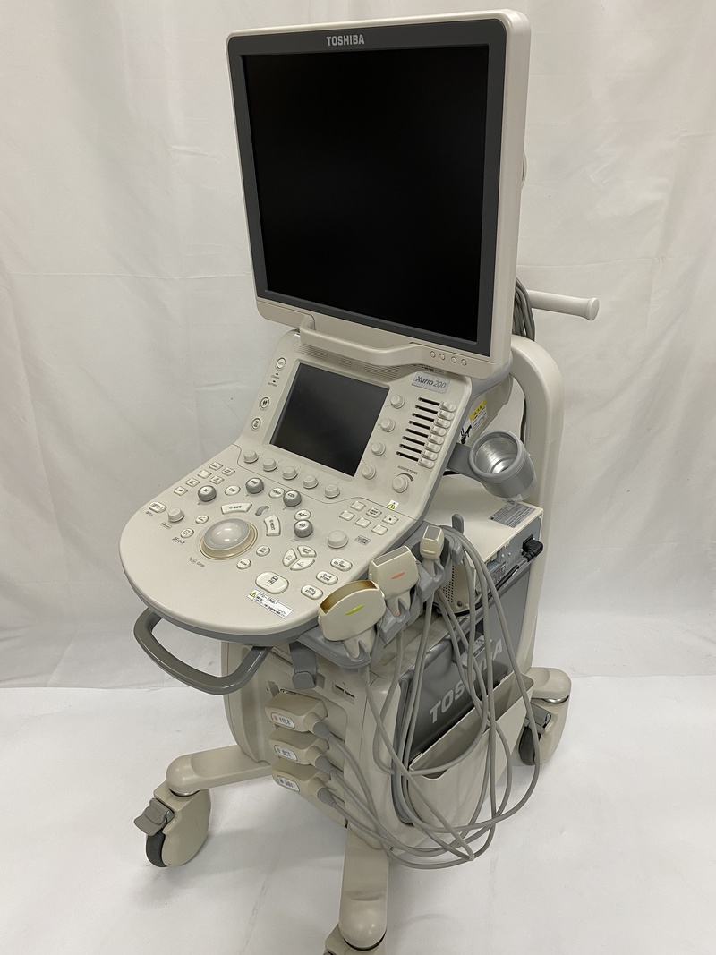 超音波診断装置（カラードプラ）｜XARIO 200 TUS‐X200｜キヤノンメディカルシステムズの写真1枚目