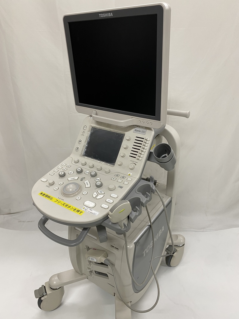 超音波診断装置（カラードプラ）｜XARIO 200 TUS‐X200｜キヤノンメディカルシステムズの写真1枚目