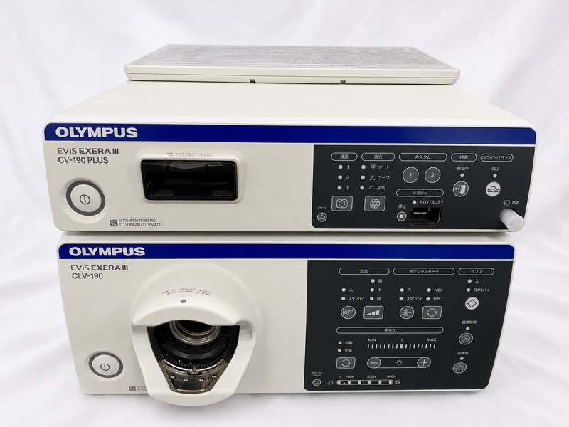 内視鏡光源＆プロセッサー装置｜CV-190PLUS＆CLV-190(EVIS EXERA Ⅲ)｜オリンパスメディカルシステムズ株式会社の写真1枚目