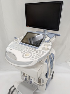 4D超音波診断装置（カラードプラ）｜｜GEヘルスケアの１枚目写真