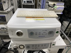 内視鏡光源＆プロセッサー装置の１枚目写真