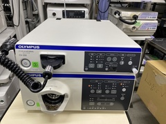 内視鏡光源＆プロセッサー装置の１枚目写真