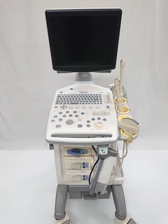 超音波診断装置｜F37｜日立製作所の写真2枚目