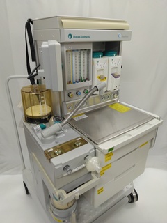 全身麻酔器｜Aestiva/5 7900｜GEヘルスケアの写真2枚目