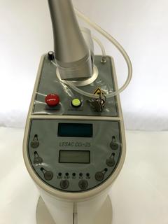 Carbon dioxide laser surgery device｜LESAC CO2- 25/LESAC Q｜LESAC photo3