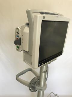 vital sign monitor｜CARESCAPE B450｜GE Healthcare photo4